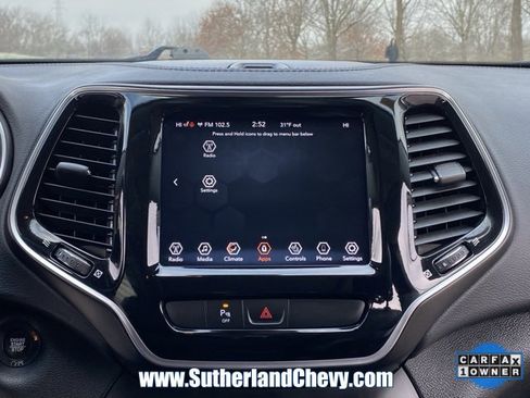 Used 2020 Jeep Cherokee Limited w/ Luxury Group image 26