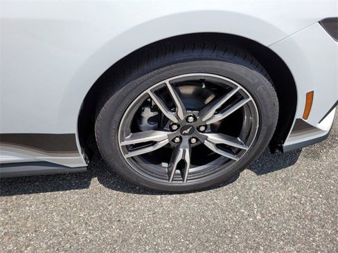 New 2025 Ford Mustang Coupe image 12