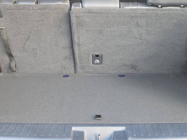 Used 2023 Toyota Highlander XLE FWD image 6