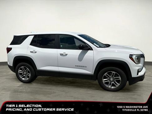 Used 2025 GMC Terrain Elevation AWD/4WD image 8