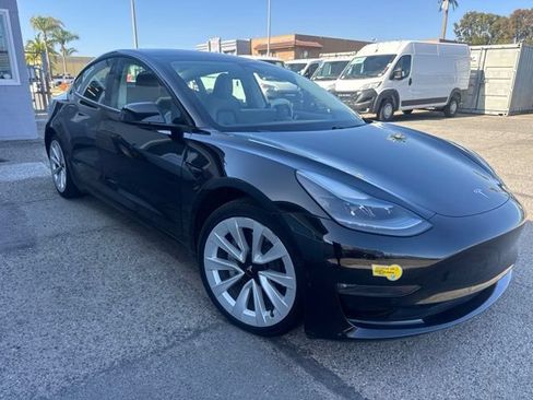 Used 2021 Tesla Model 3 Long Range AWD/4WD image 3