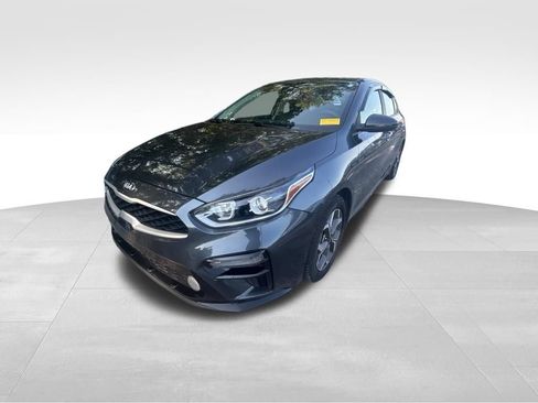 Used 2019 Kia Forte LXS FWD image 2