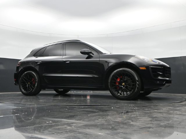 Used 2018 Porsche Macan GTS AWD/4WD image 47