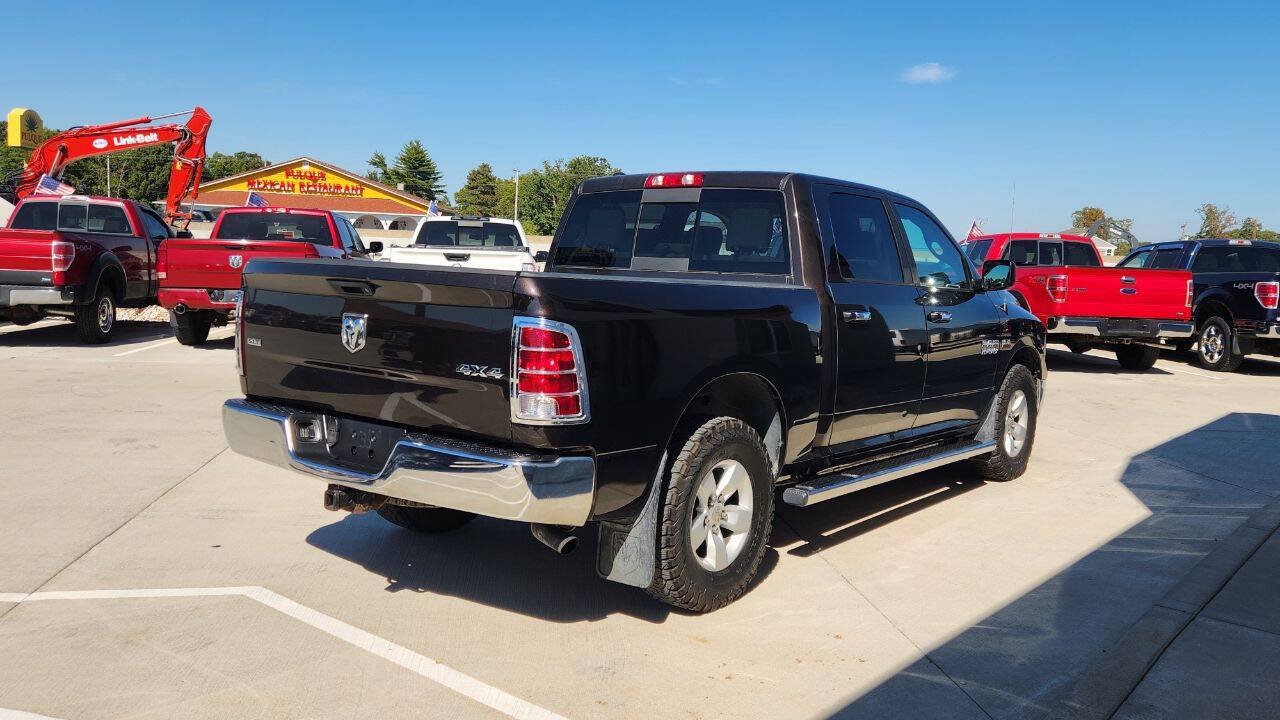 Used 2017 RAM 1500 Classic SLT AWD/4WD image 6