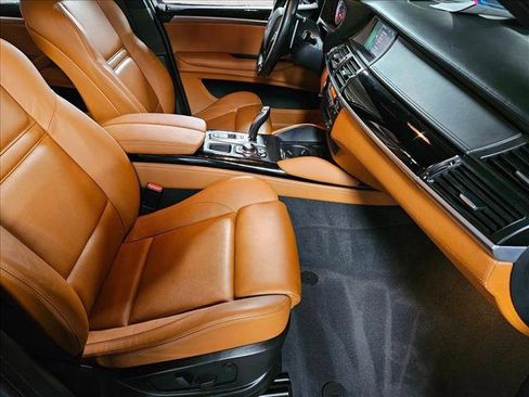 Used 2012 BMW X5 M image 22