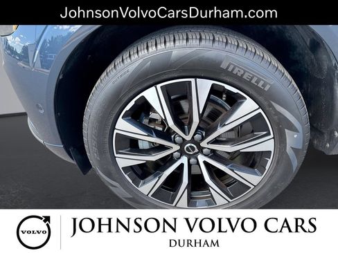Used 2023 Volvo XC60 B5 Plus w/ Climate Package AWD/4WD image 19