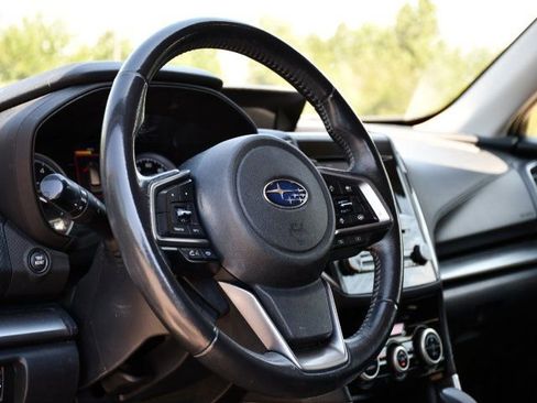 Used 2021 Subaru Forester Premium AWD/4WD image 10