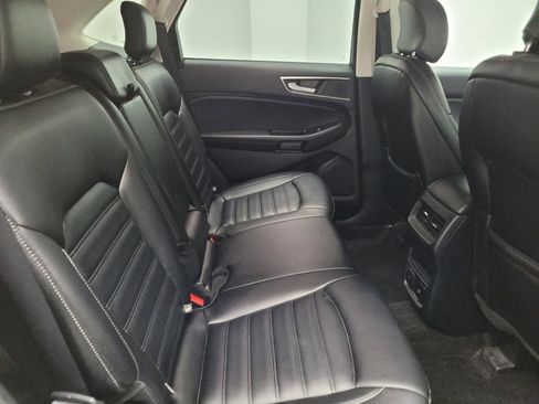 Used 2019 Ford Edge SEL w/ Equipment Group 201A image 19