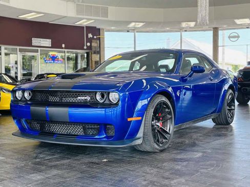 Used 2022 Dodge Challenger SRT Hellcat RWD image 18