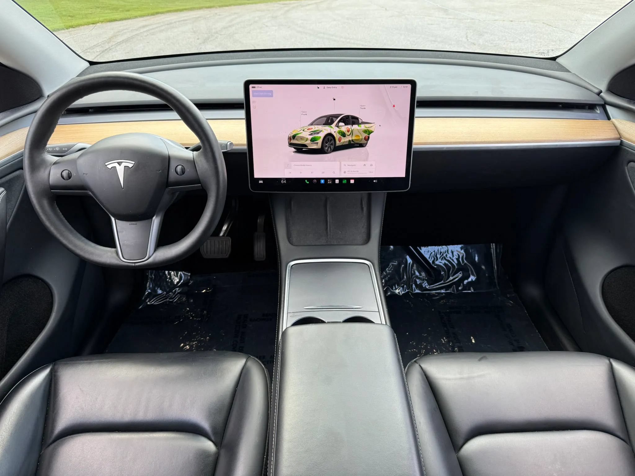 Used 2024 Tesla Model Y Long Range AWD/4WD image 16