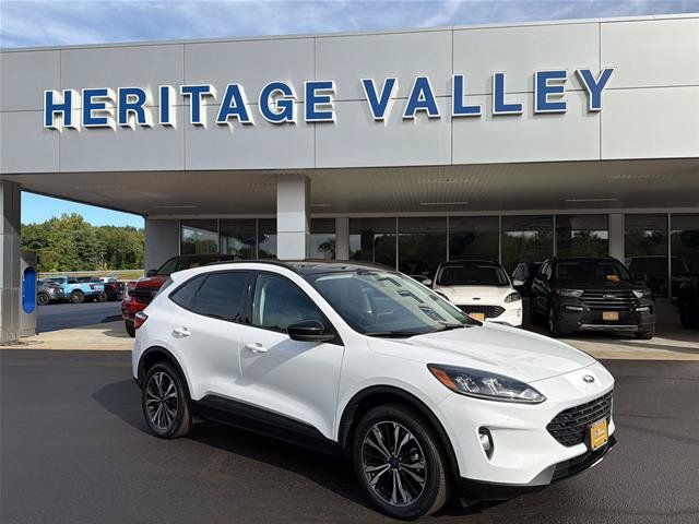Certified 2022 Ford Escape SEL w/ SEL Stealth AWD Package image 1