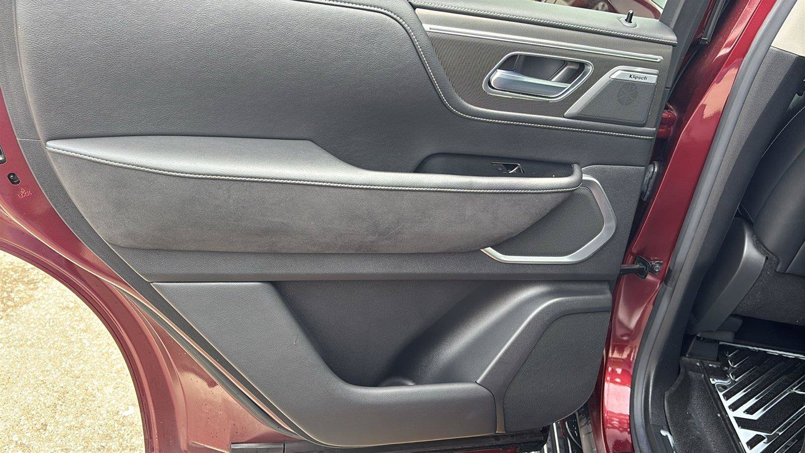 Used 2025 INFINITI QX80 Luxe RWD image 18