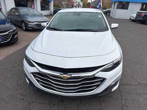 Certified 2024 Chevrolet Malibu LT image 3