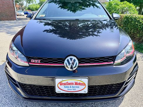 Used 2020 Volkswagen GTI SE FWD image 9