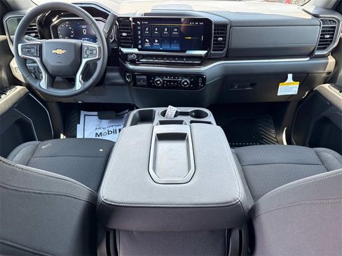 New 2026 Chevrolet Silverado 1500 LT w/ Z71 Off-Road Package image 21