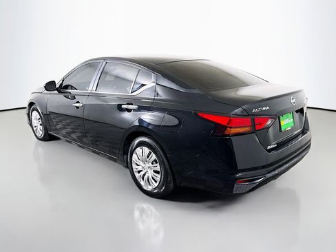 Used 2022 Nissan Altima 2.5 S FWD image 7