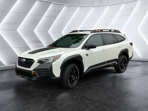 Used 2022 Subaru Outback Wilderness w/ Wilderness Package image 3