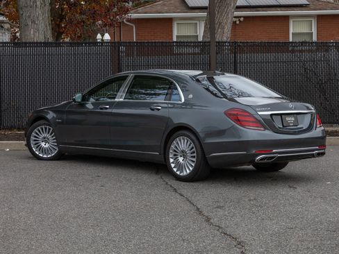 Used 2018 Mercedes-Benz Maybach S 560 4MATIC image 33