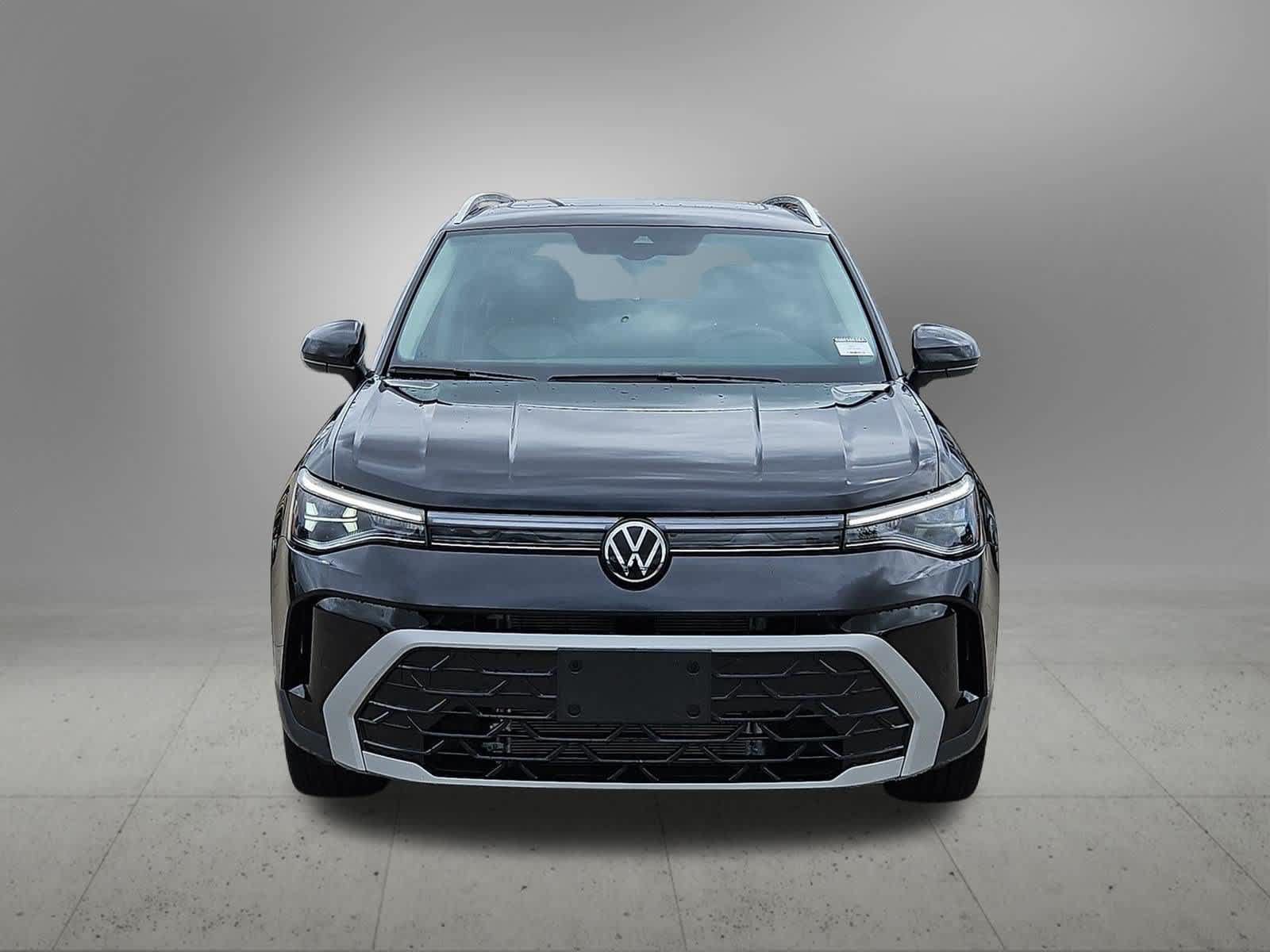 Used 2025 Volkswagen Taos SEL AWD/4WD image 9