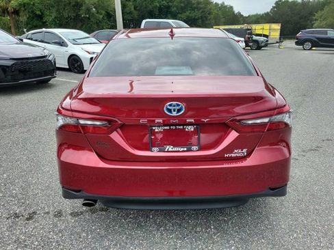 Used 2021 Toyota Camry XLE FWD image 11