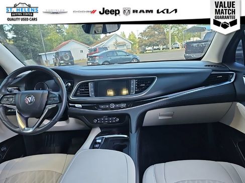 Used 2023 Buick Enclave Avenir w/ Avenir Technology Package AWD/4WD image 23