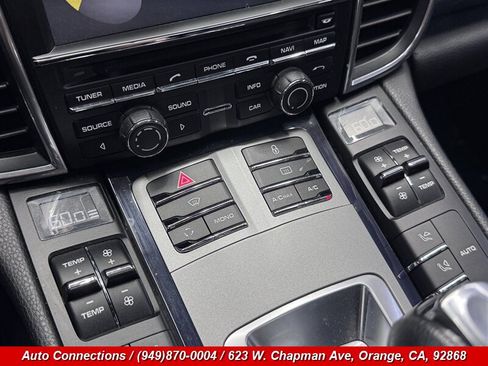Used 2012 Porsche Panamera image 20