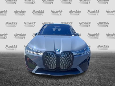 Used 2024 BMW iX xDrive50 w/ Sport Package AWD/4WD image 3