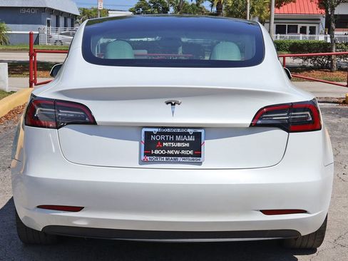 Used 2023 Tesla Model 3 Standard Range image 12