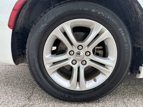 Used 2022 Dodge Charger SXT image 40