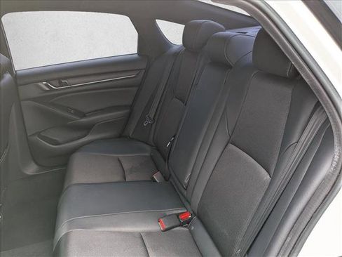 Used 2019 Honda Accord Sport image 16