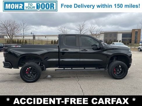 Used 2019 Chevrolet Silverado 1500 Custom w/ Custom Value Package image 4
