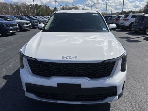 New 2026 Kia Sorento LX image 2