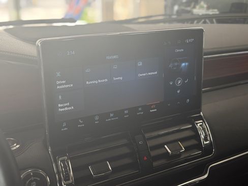 Used 2024 Lincoln Navigator Reserve AWD/4WD image 42