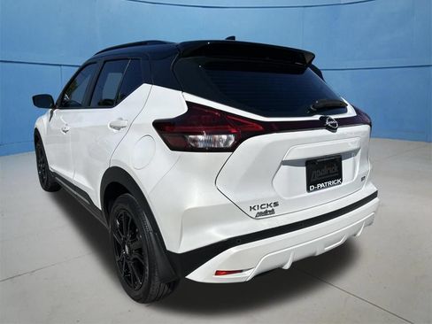 Used 2023 Nissan Kicks SR FWD image 7