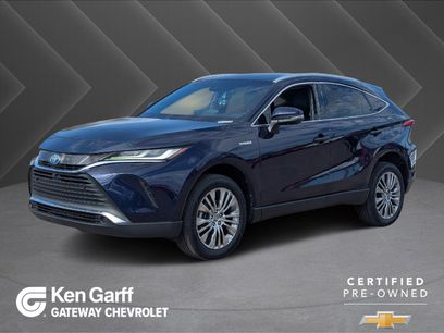 Used 2021 Toyota Venza Limited w/ Carpet Mat Package (TMS)