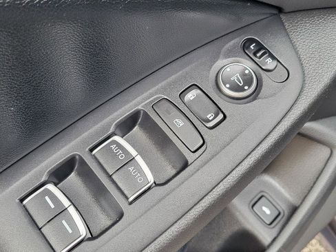 Used 2018 Honda Accord LX image 7