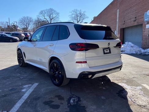 Certified 2024 BMW X5 xDrive40i w/ M Sport Package image 7