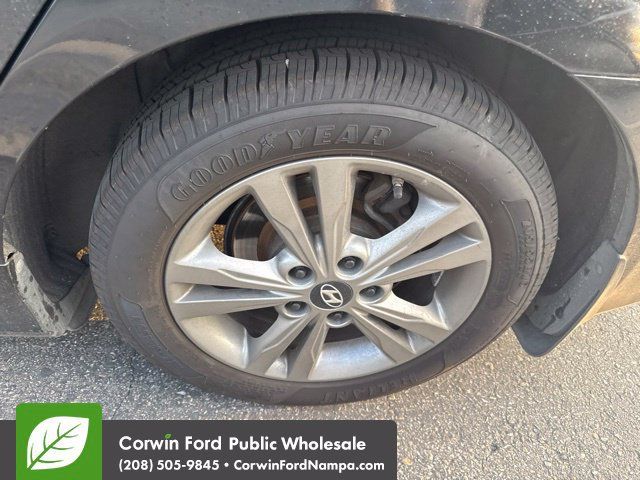 Used 2013 Hyundai Sonata Limited w/ Premium Pkg FWD image 8