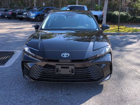 Certified 2025 Toyota Camry LE image 9