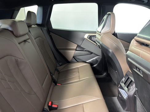 Used 2025 BMW X3 xDrive30i w/ Premium Package AWD/4WD image 29