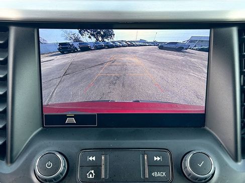 Used 2023 GMC Acadia SLT image 13