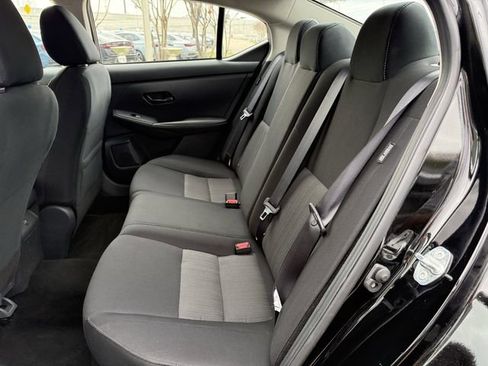 Used 2025 Nissan Sentra SV image 23