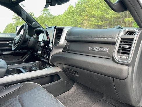 Used 2025 RAM 1500 Laramie image 27