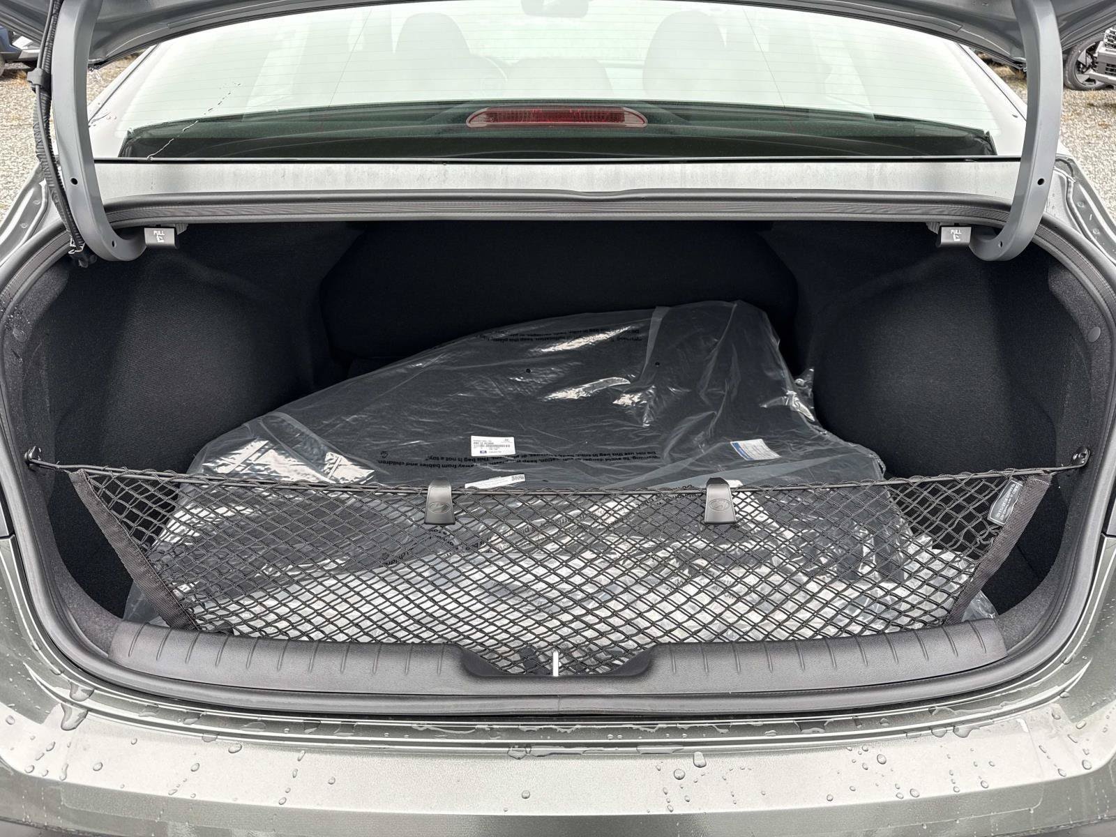 New 2026 Hyundai Elantra SEL w/ Cargo Package FWD image 11