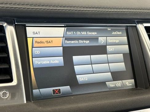 Used 2011 Land Rover Range Rover Sport Supercharged AWD/4WD image 20