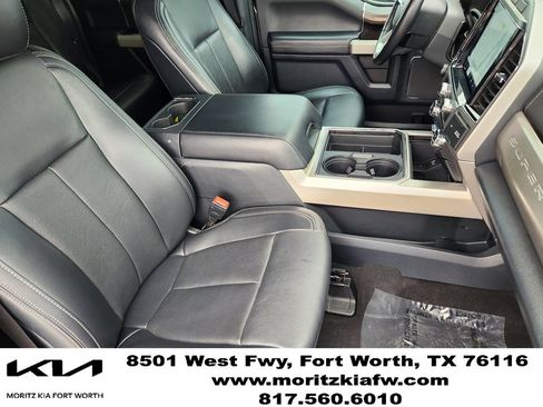 Used 2022 Ford F250 Lariat w/ Black Appearance Package AWD/4WD image 14
