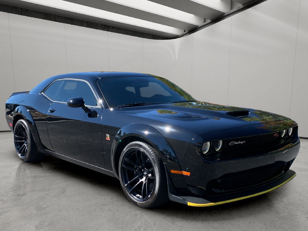 Used 2023 Dodge Challenger R/T Scat Pack RWD image 7
