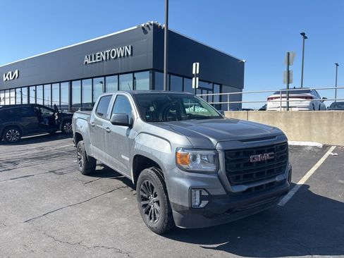 Used 2022 GMC Canyon Elevation w/ Trailering Package image 1