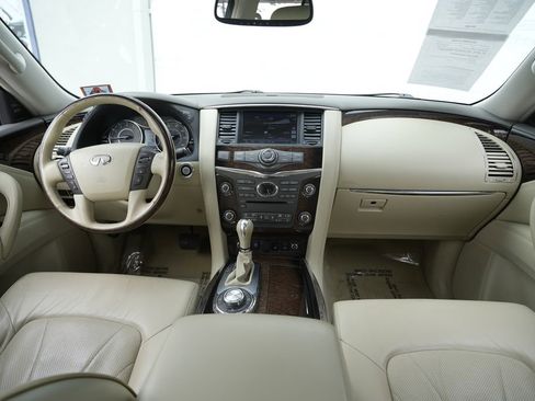 Used 2012 INFINITI QX56 4WD w/ Deluxe Touring Pkg image 43