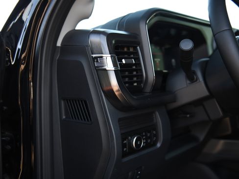 New 2026 Ford F250 Lariat w/ Tremor Off-Road Package image 28